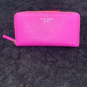 Kate Spade Wallet 💗